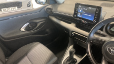 Toyota Yaris 1.5 Hybrid Design 5dr CVT Hybrid Hatchback